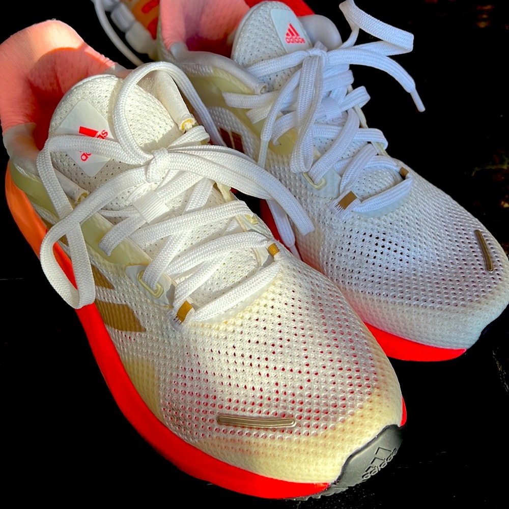 Adidas tennis shoes/ used - great condition -great deal